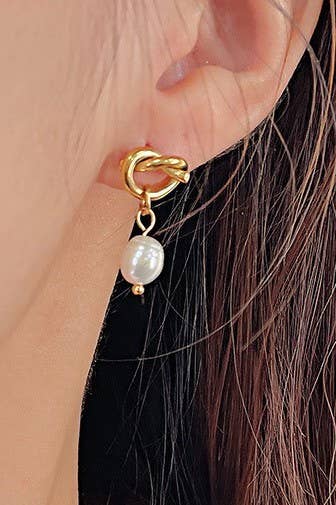 Golden Tide Pearl Earrings