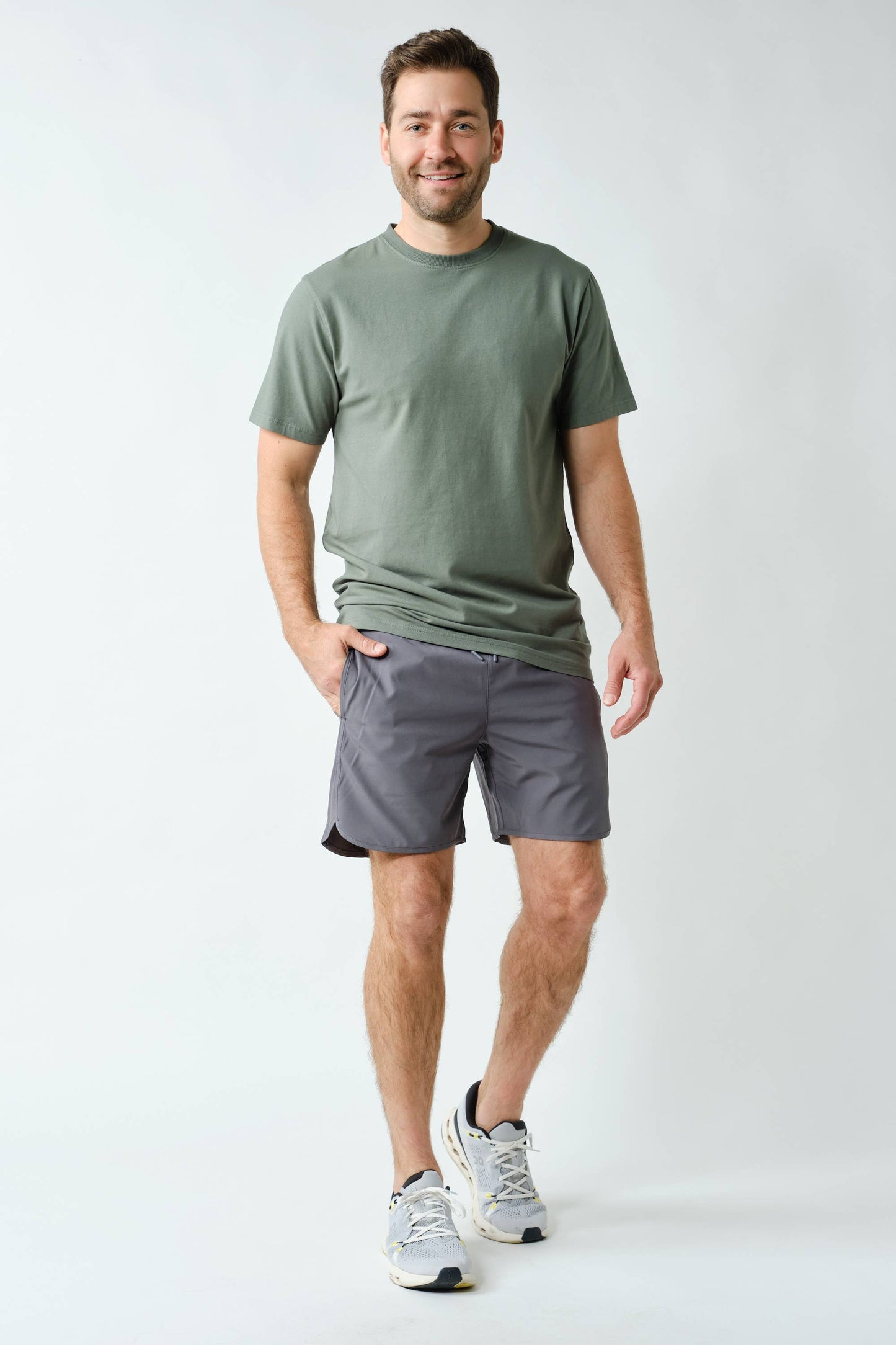 Mens's Wave Accent Essential Active Shorts