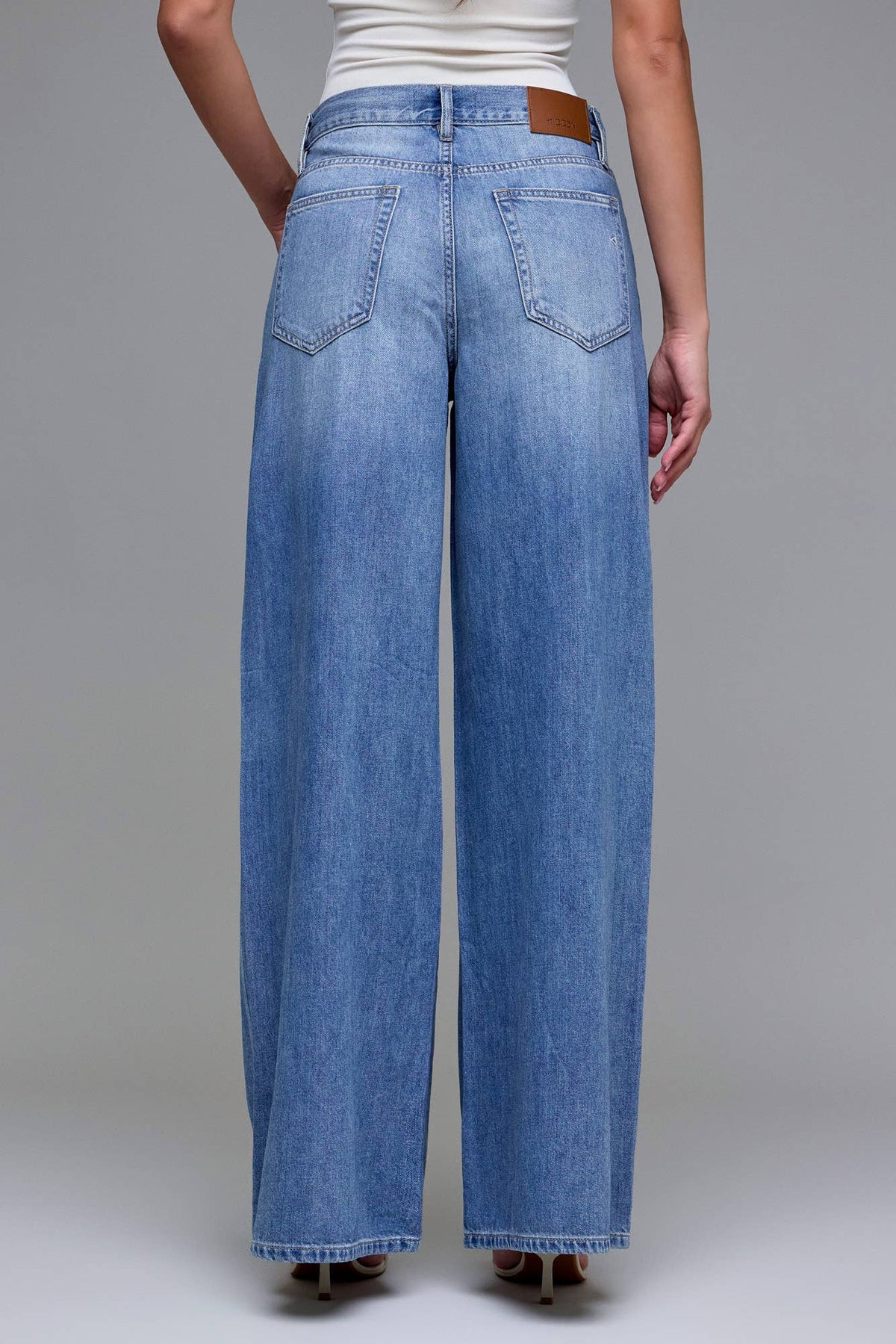 Luca 33" Inseam Wide Leg Jeans