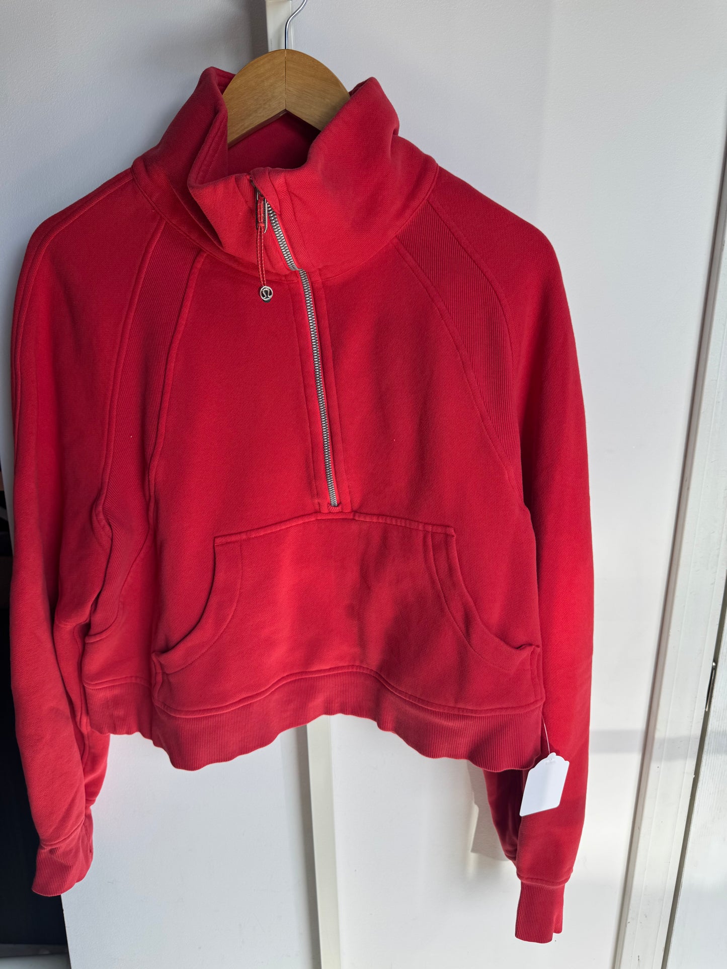 Red Lululemon Cropped Scuba Size M/L