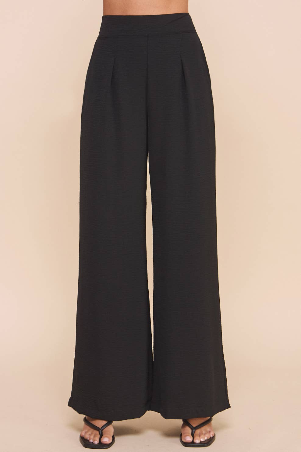 Luna Flowy Pleated Pants – Black | FINAL SALE