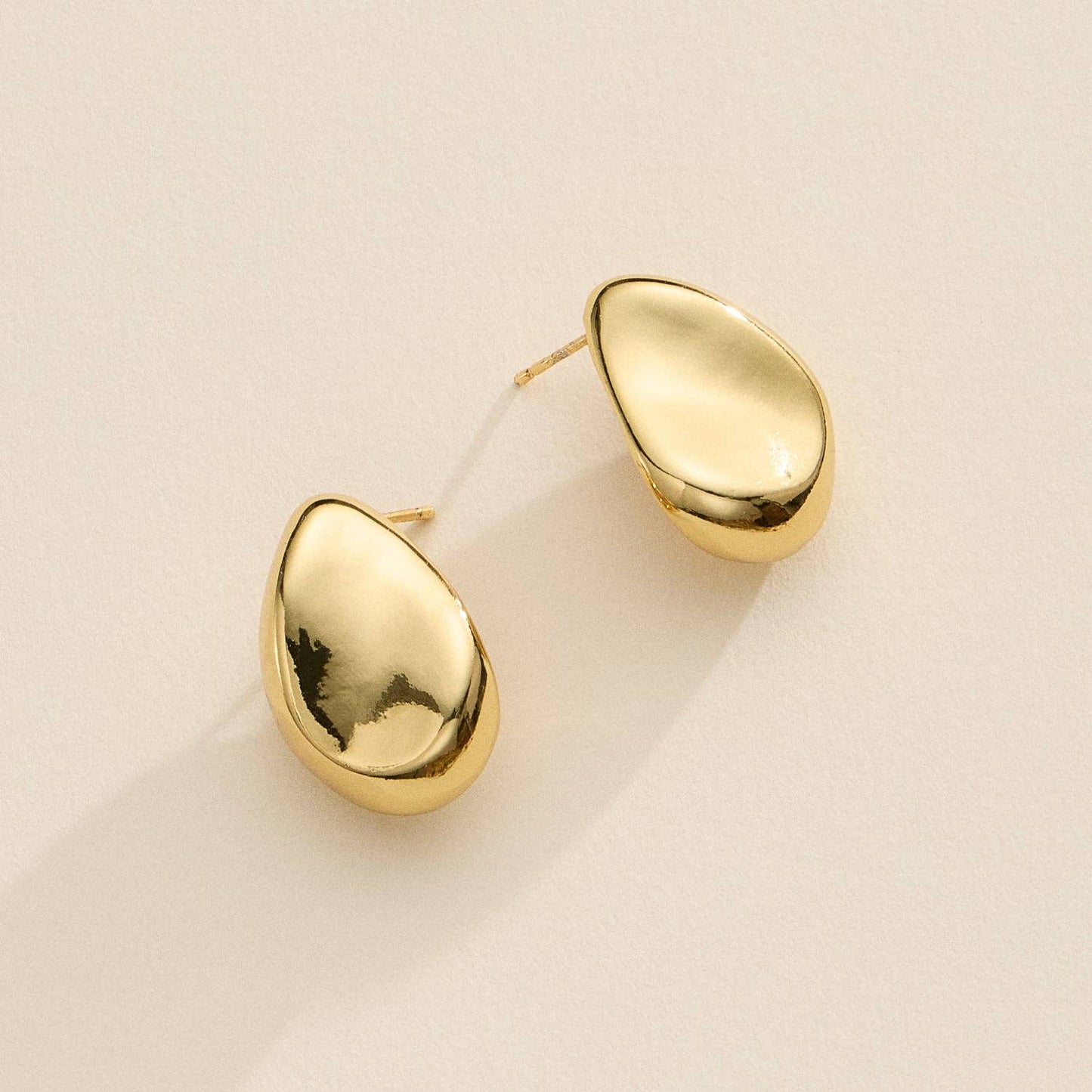Fluid Form Teardrop Studs