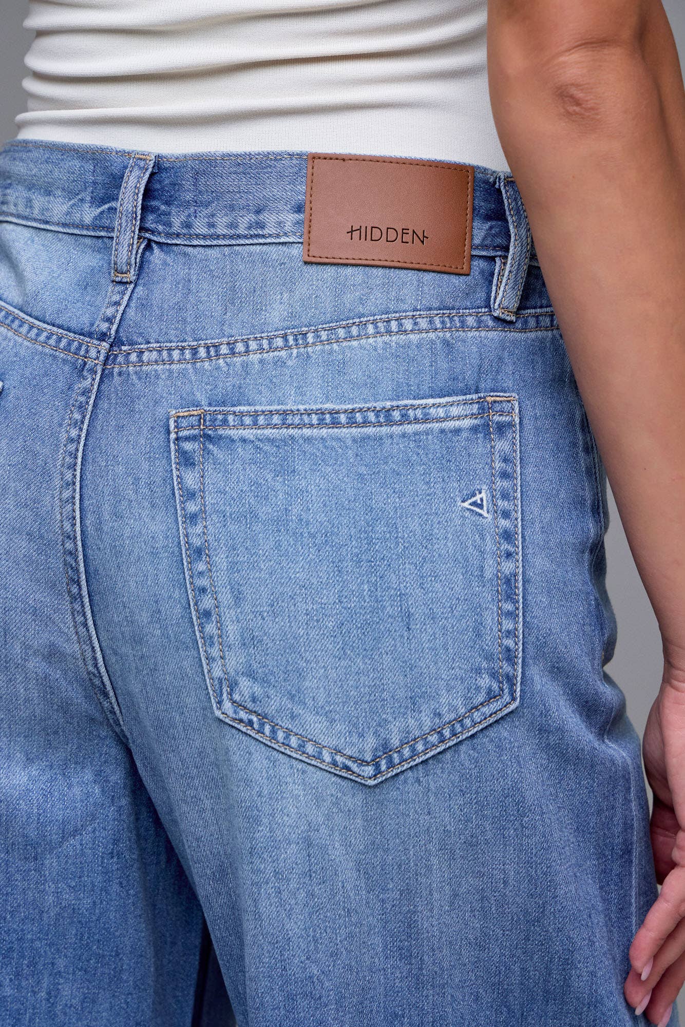 Luca 33" Inseam Wide Leg Jeans