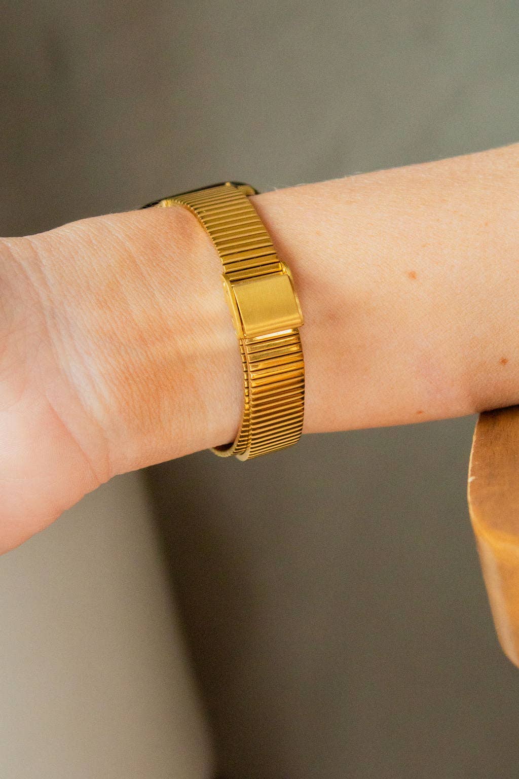 Vintage Gold Link Apple Watch Band