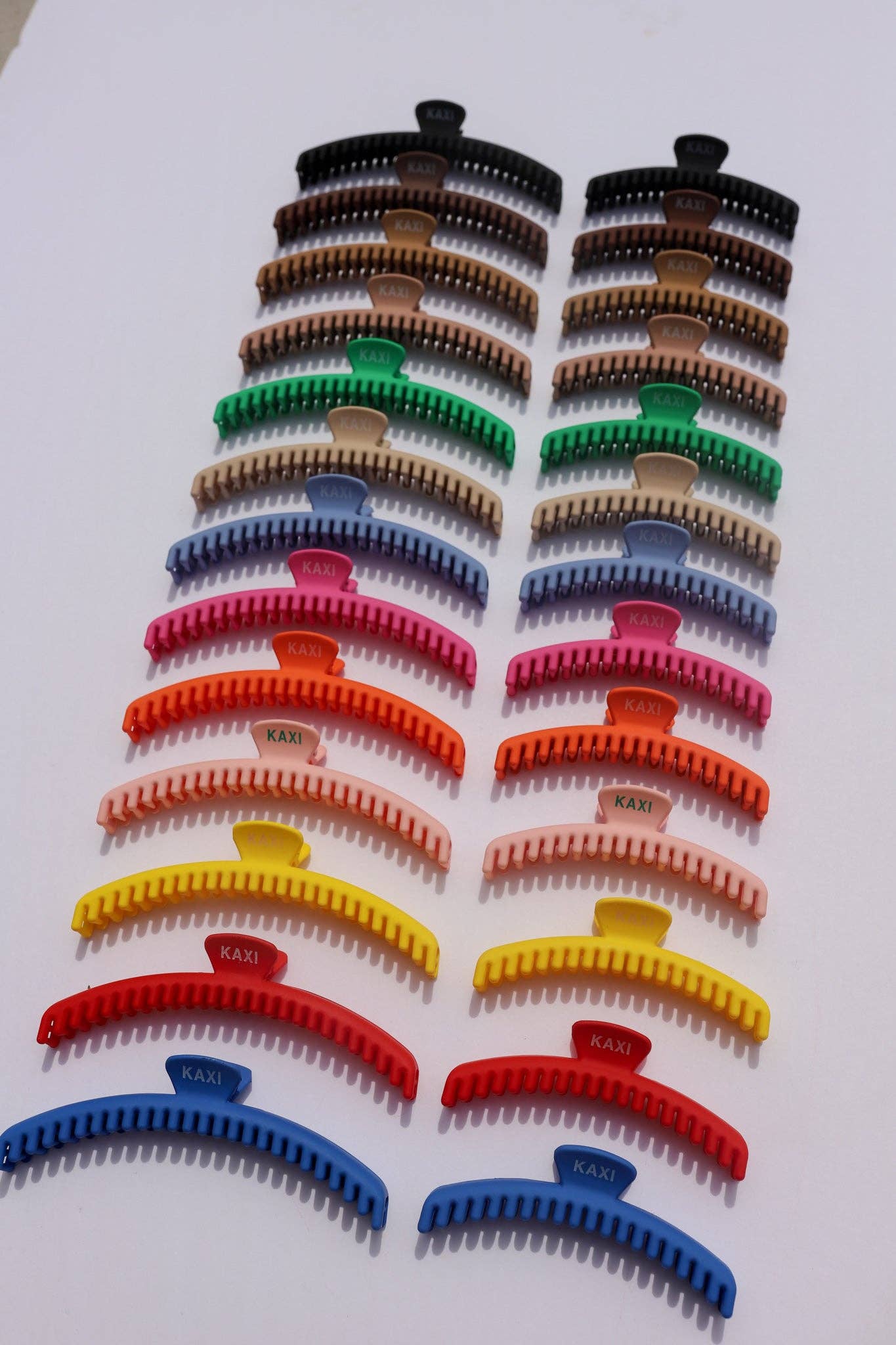 KAXI Matte Midi Hold Everything Claw