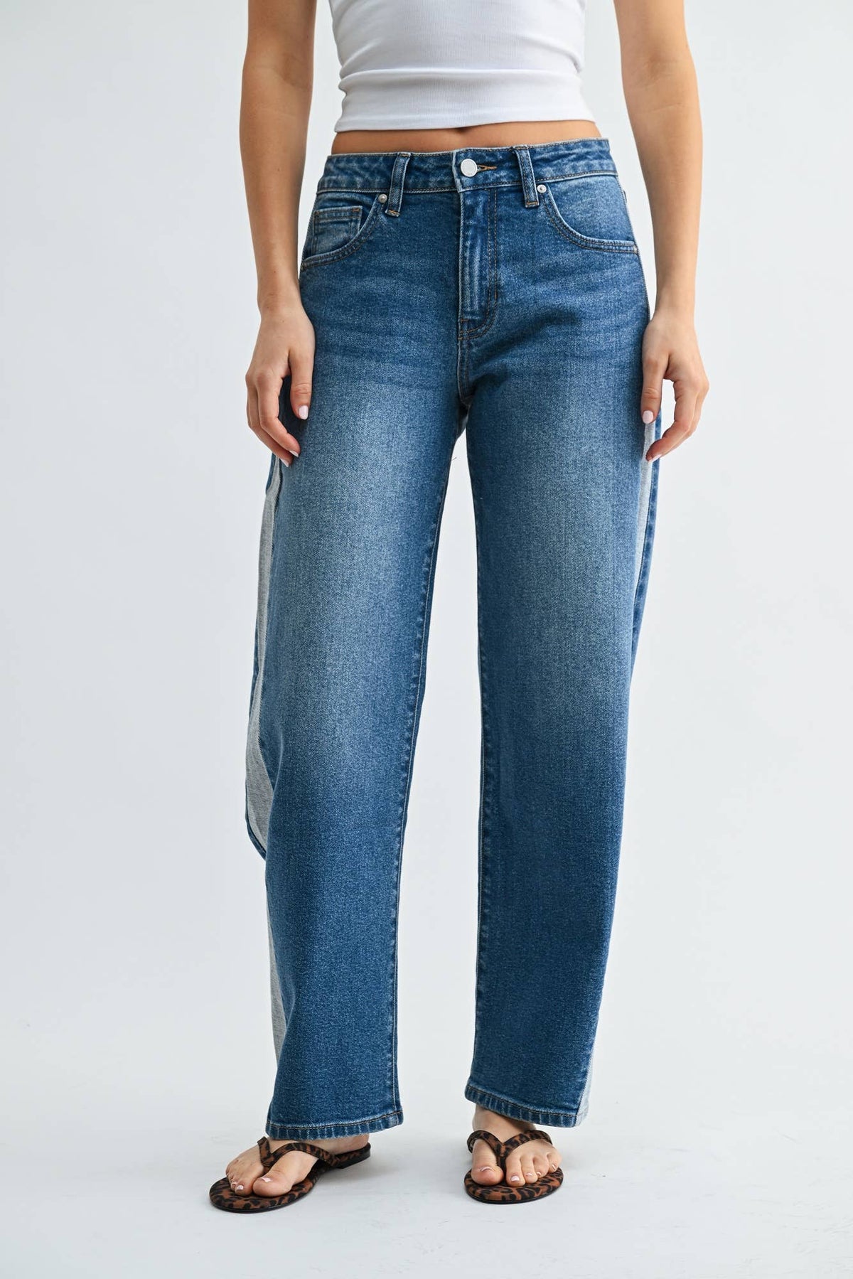 Contrast Detail Straight Leg Jeans | JBD
