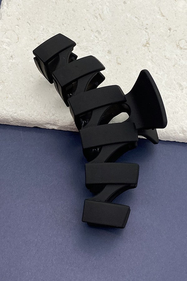 Jumbo Wavy Hair Claw Clip