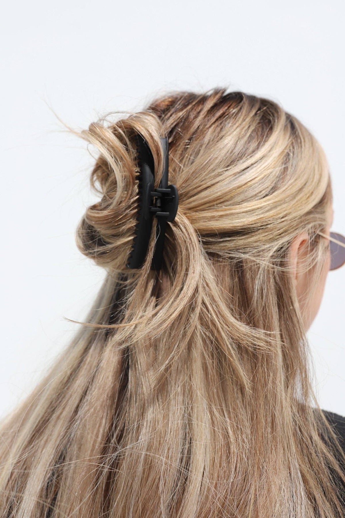 KAXI Matte Midi Hold Everything Claw