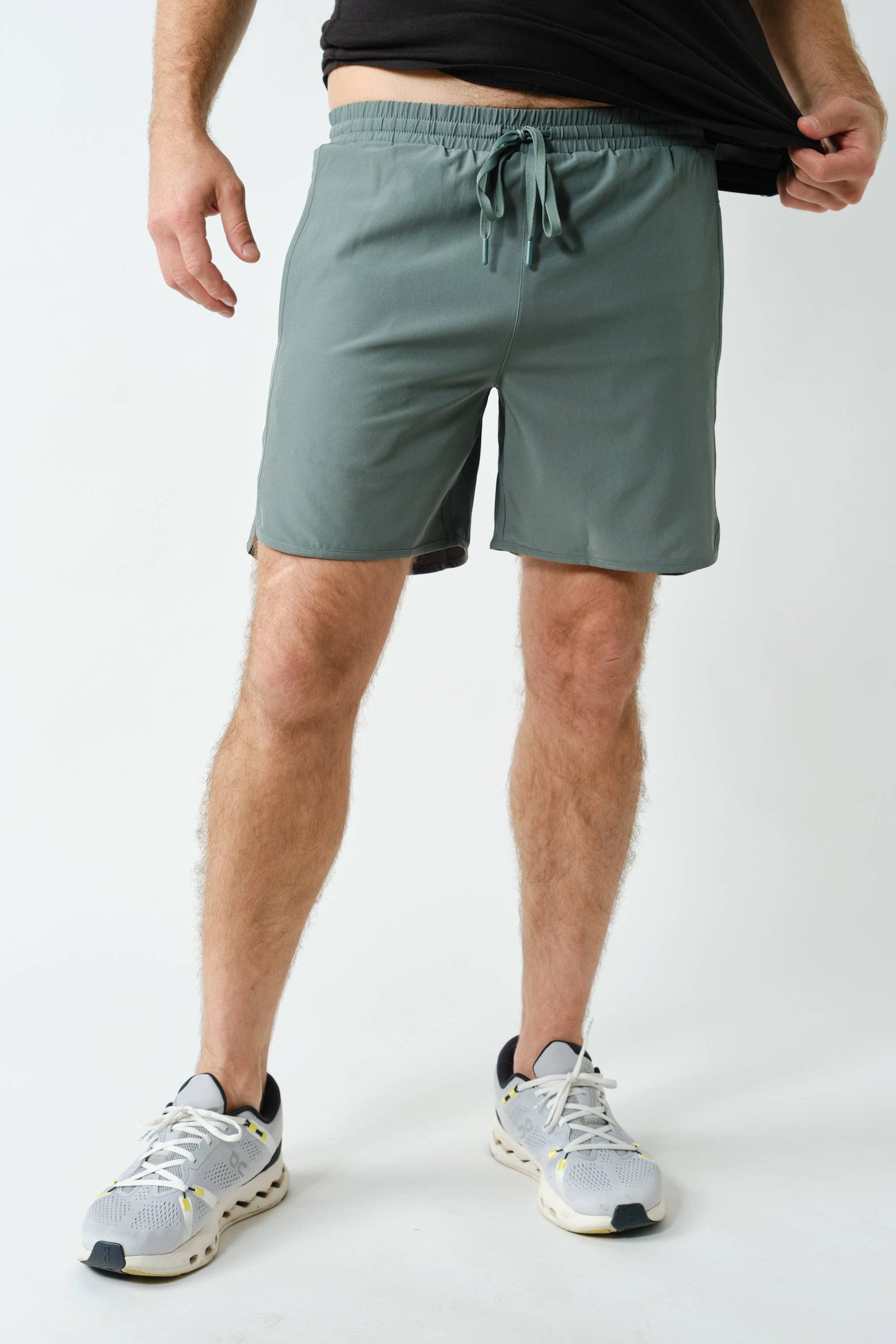Mens's Wave Accent Essential Active Shorts