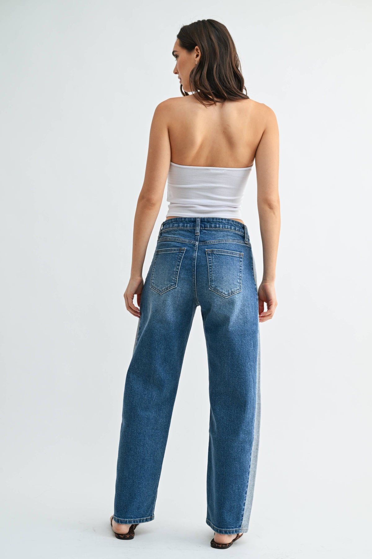 Contrast Detail Straight Leg Jeans | JBD