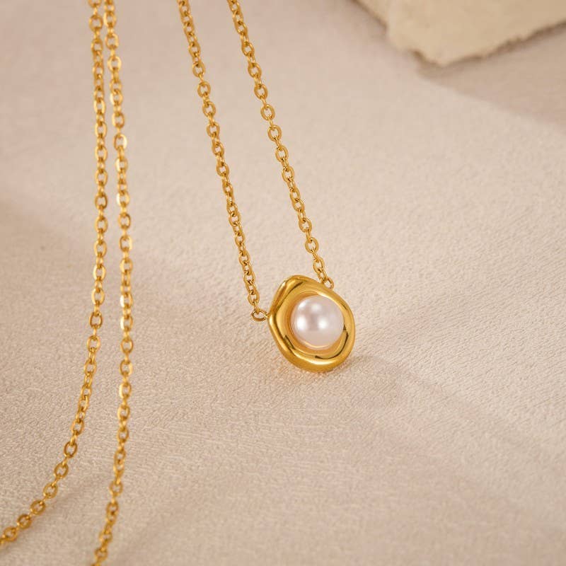 Timeless Pearl Necklace