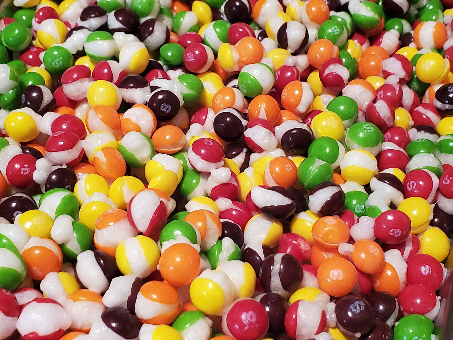 Freeze Dried Rainbow Crunch
