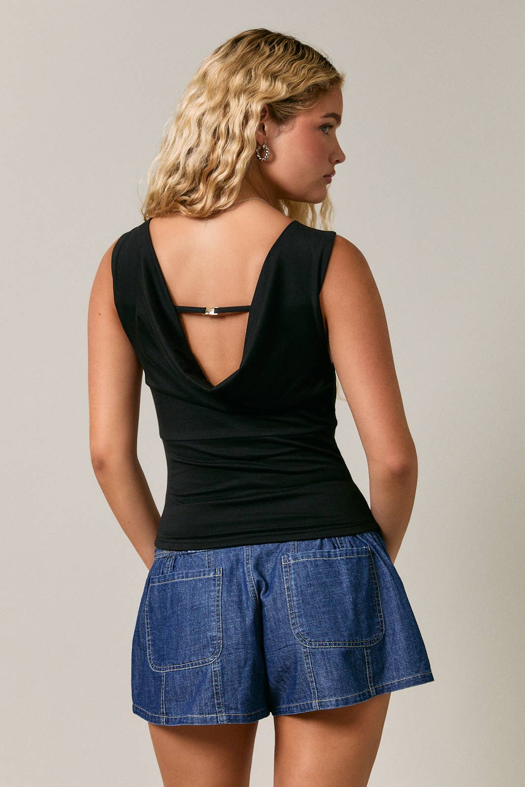 Effortless Edge Top