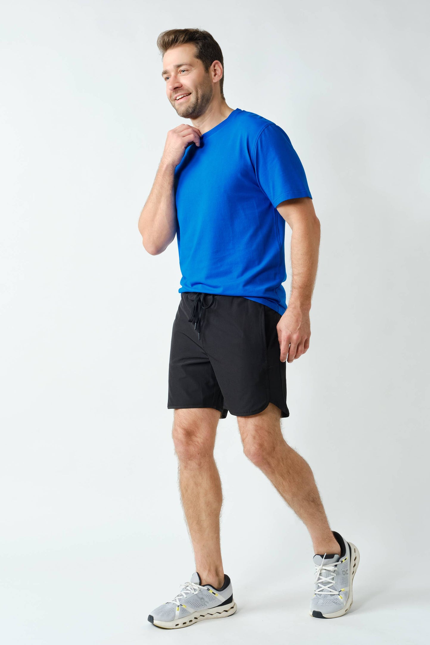 Mens's Wave Accent Essential Active Shorts