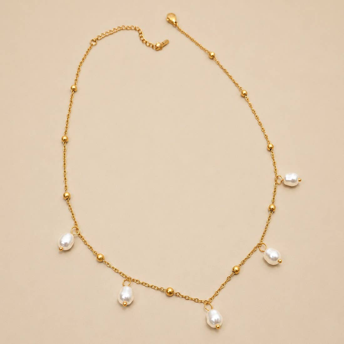 Pearl Crosslight Necklace
