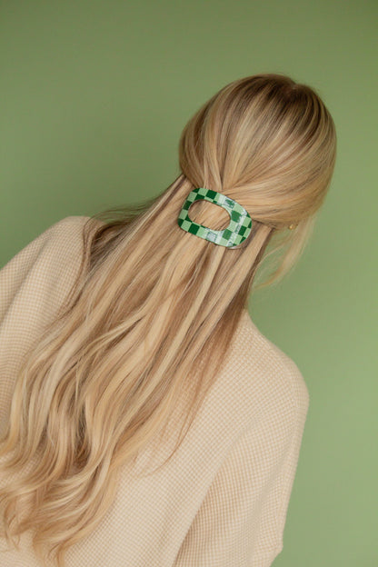 Checkered Circle Cutout Flat Claw Clip