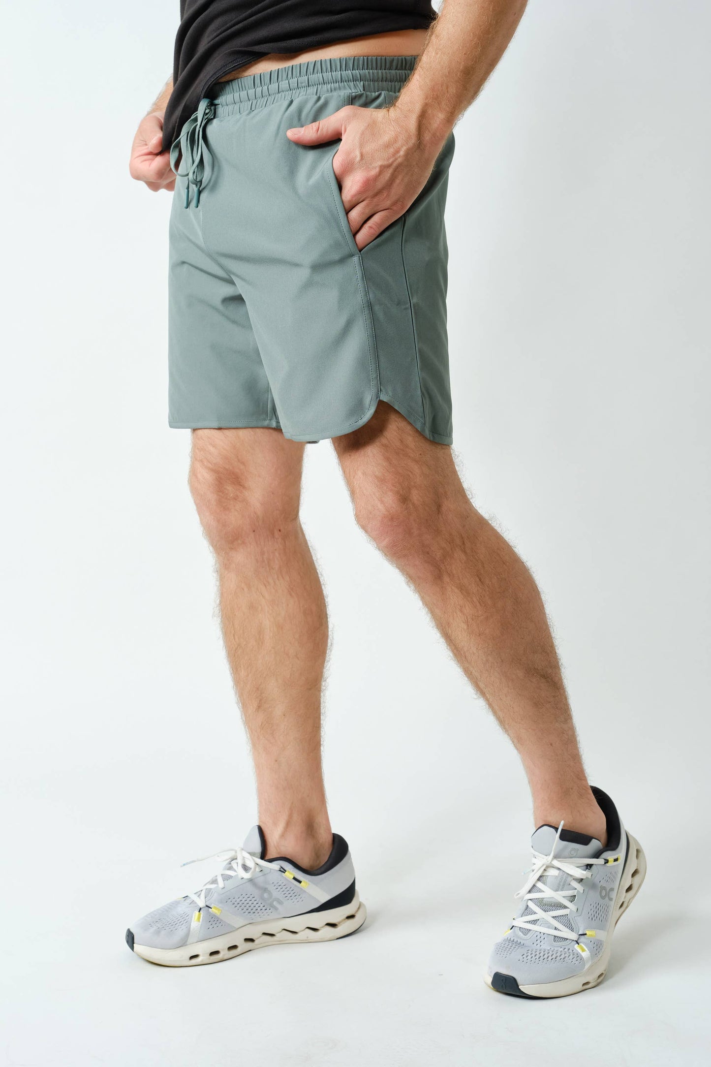 Mens's Wave Accent Essential Active Shorts