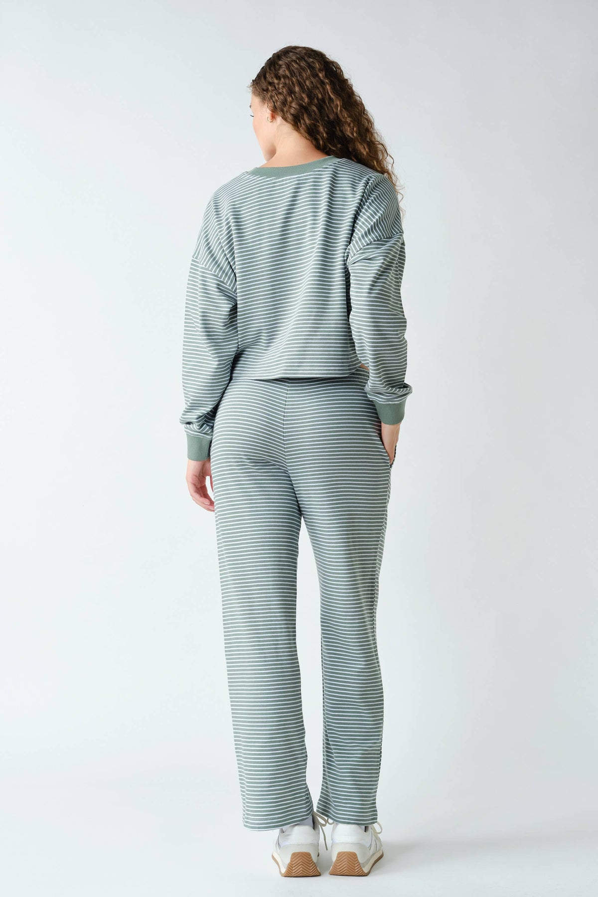 Cider Season Lounge Set