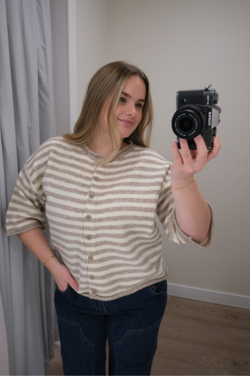 Weekend Harbor Knit Cardigan