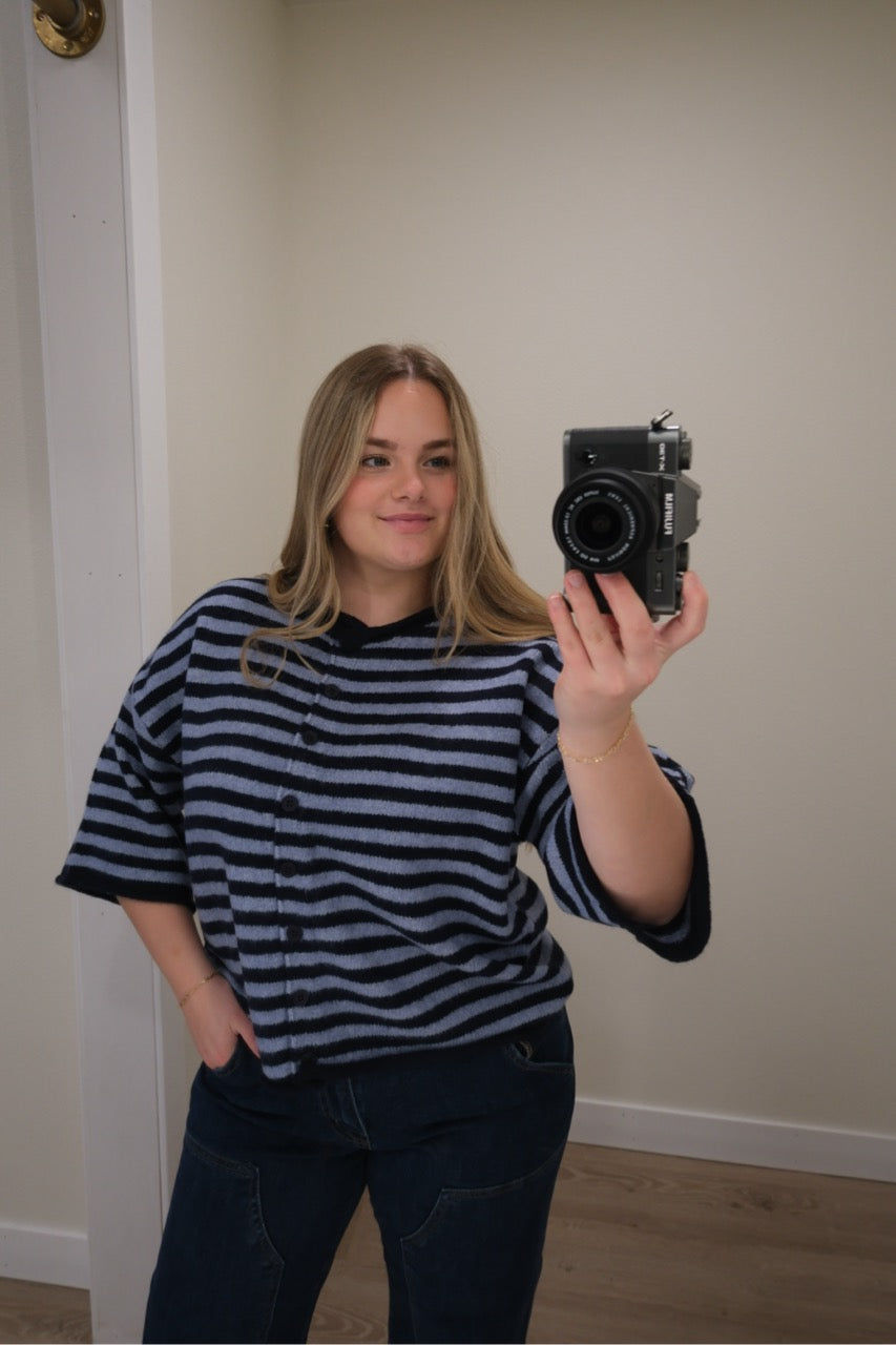 Weekend Harbor Knit Cardigan