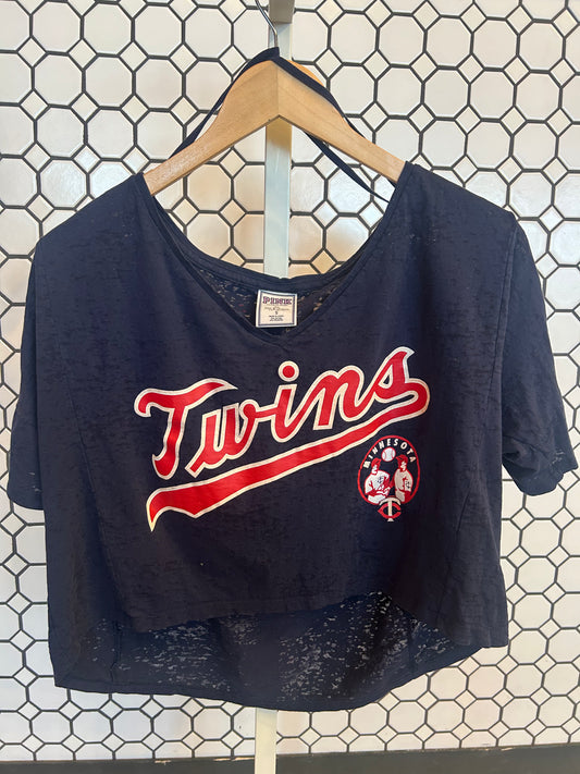 "Twins" VS Pink Top