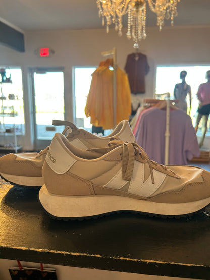 New Balance Womens Shoes