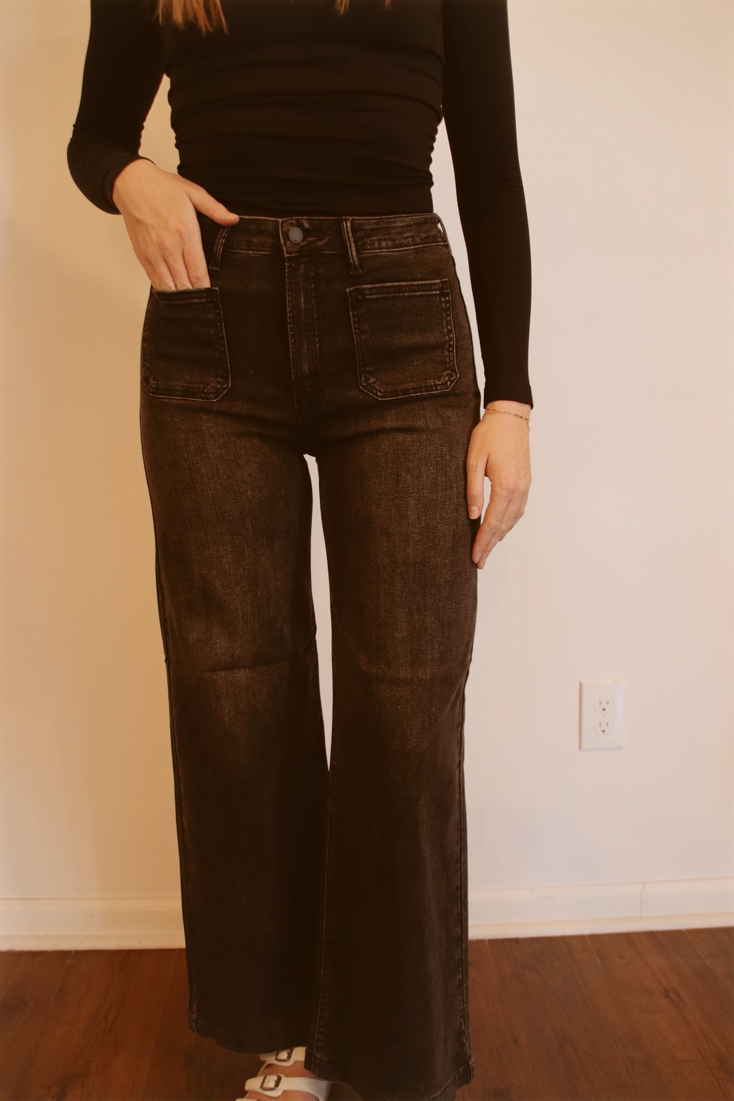 Mini Patch Pocket Wide Jeans – JBD