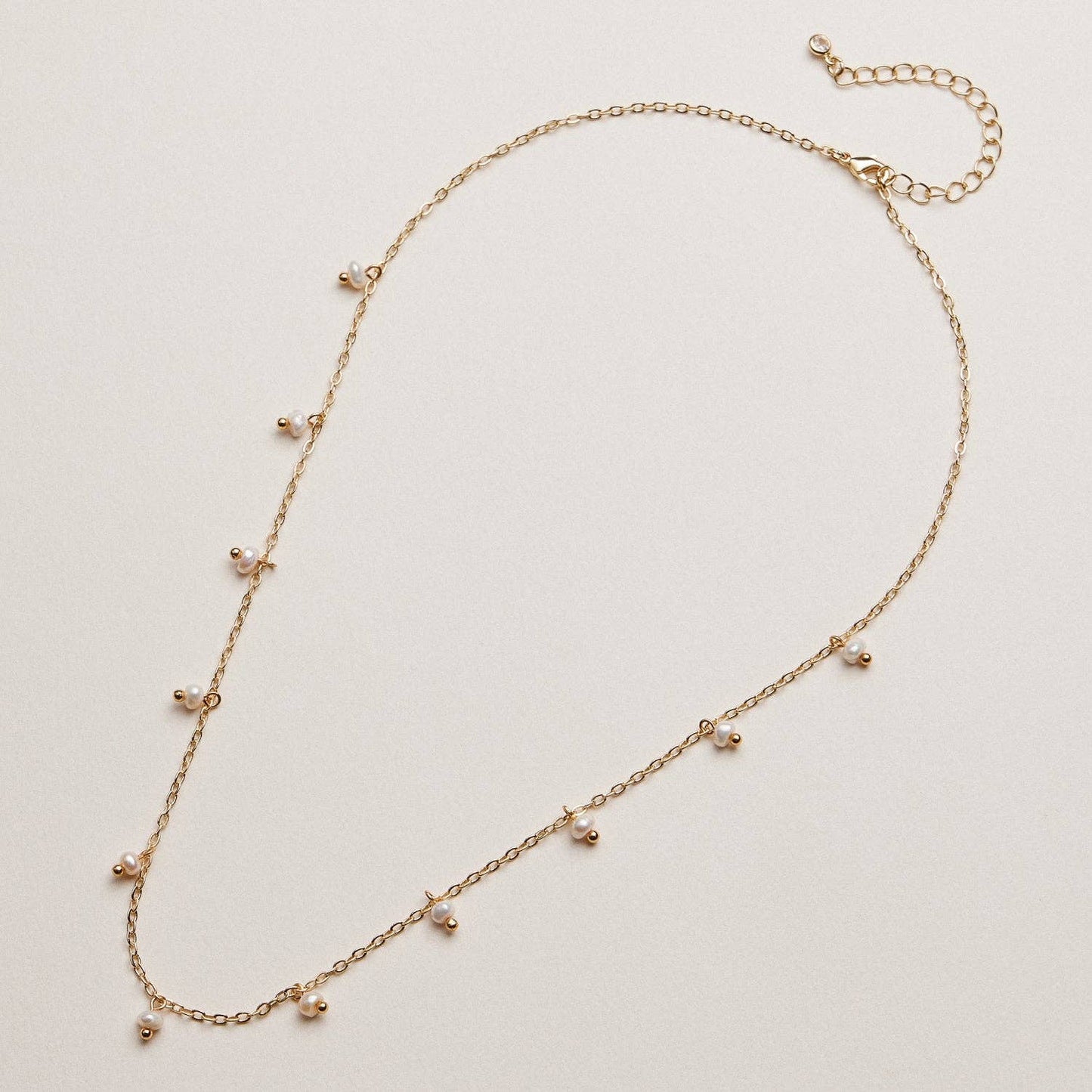 Golden Dew Pearl Dangle Necklace