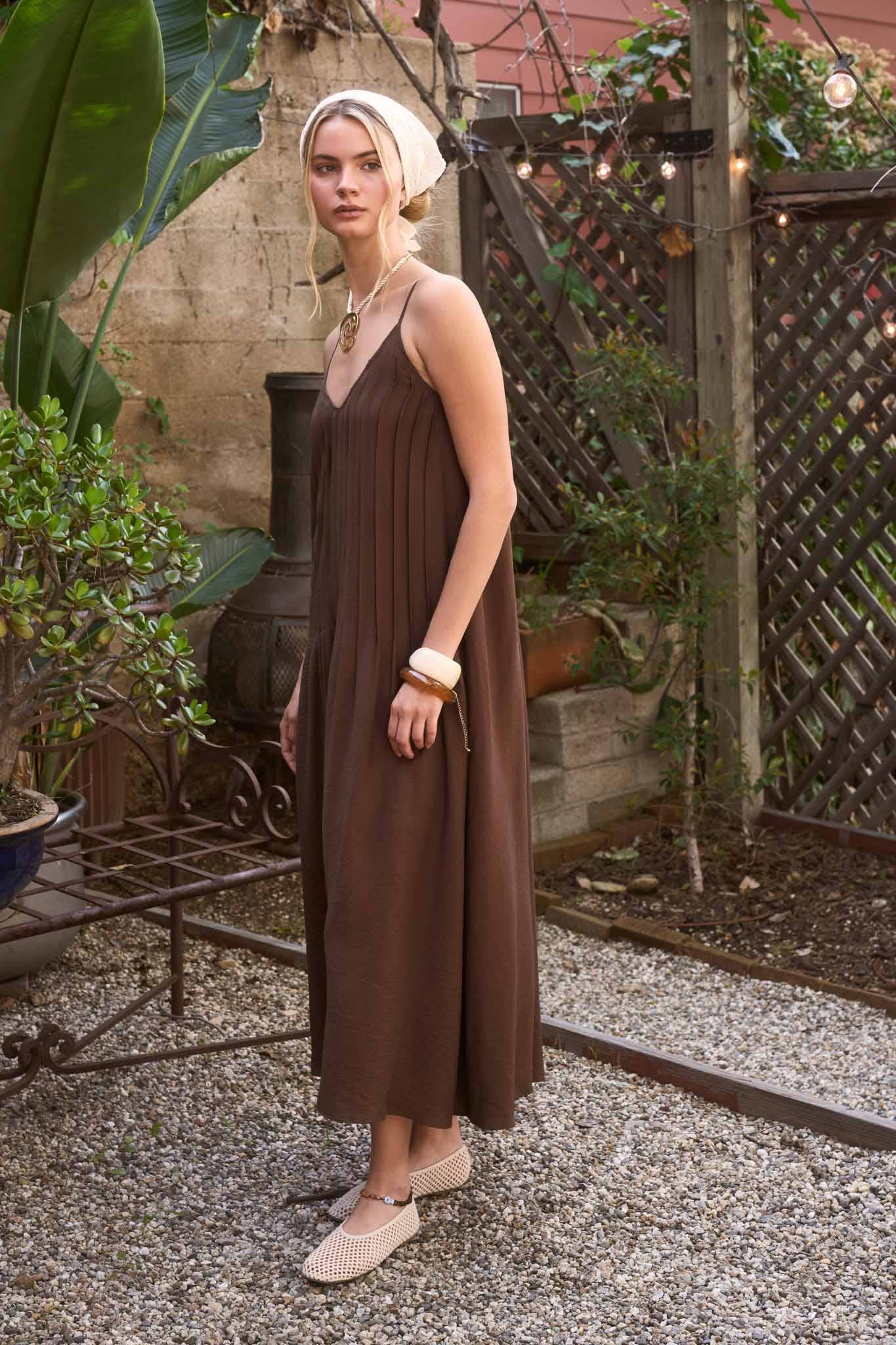 Stevie Linen Pin-tuck Maxi Dress