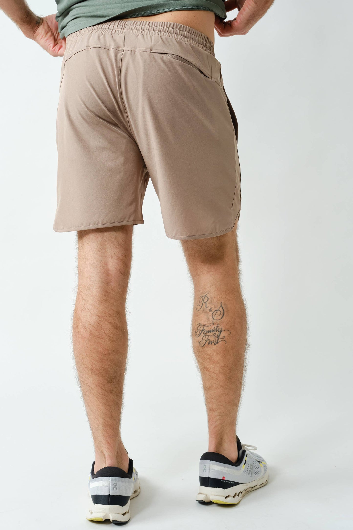 Mens's Wave Accent Essential Active Shorts