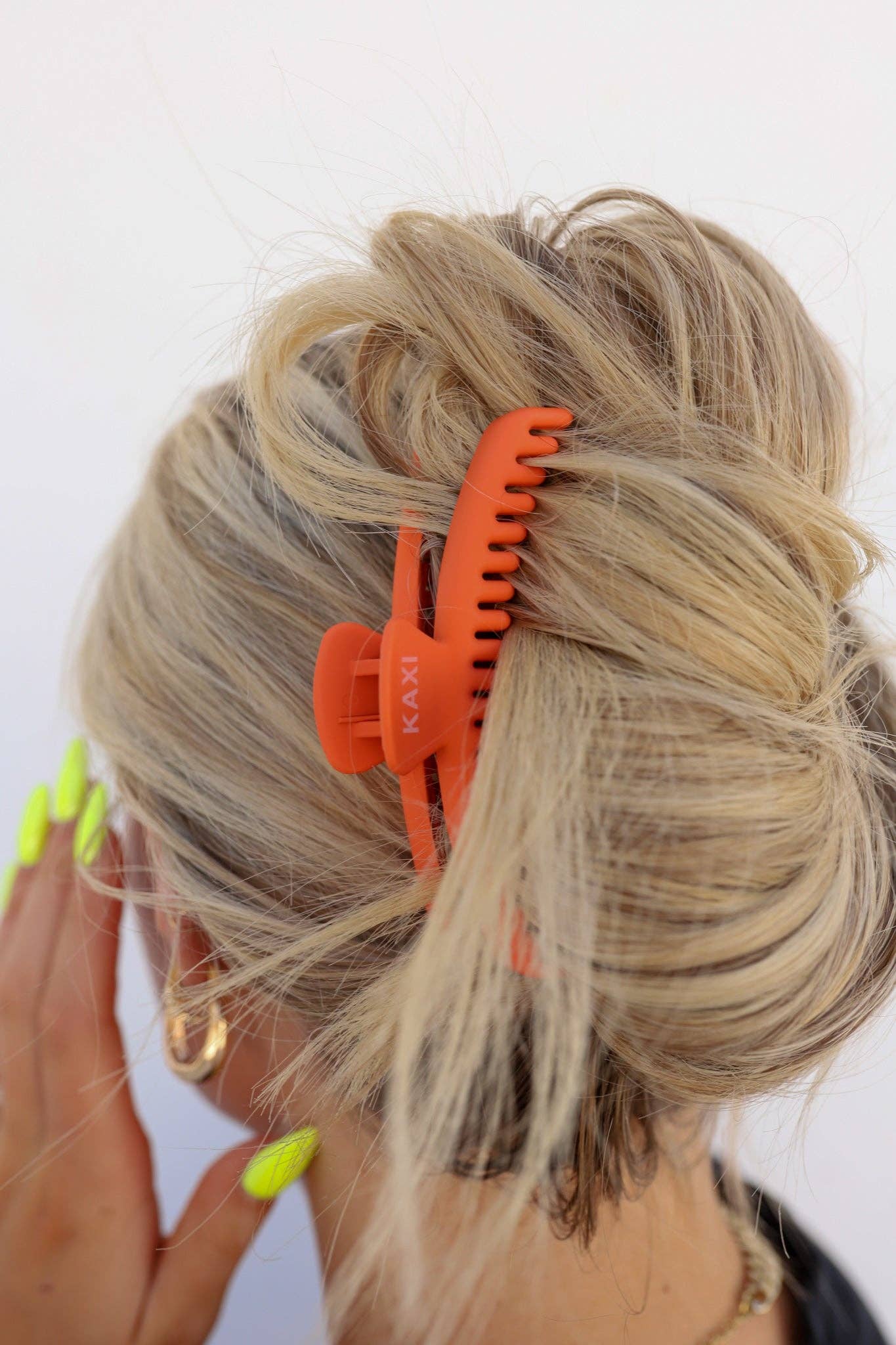KAXI Matte Midi Hold Everything Claw