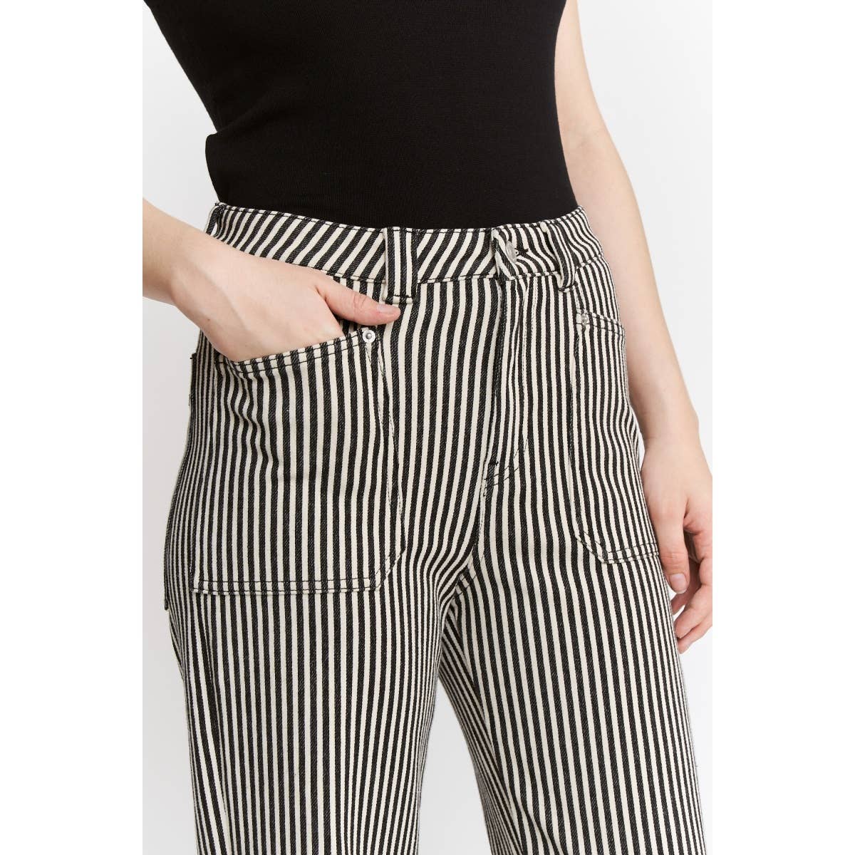 Loose Fit Straight Striped Jeans | MICA
