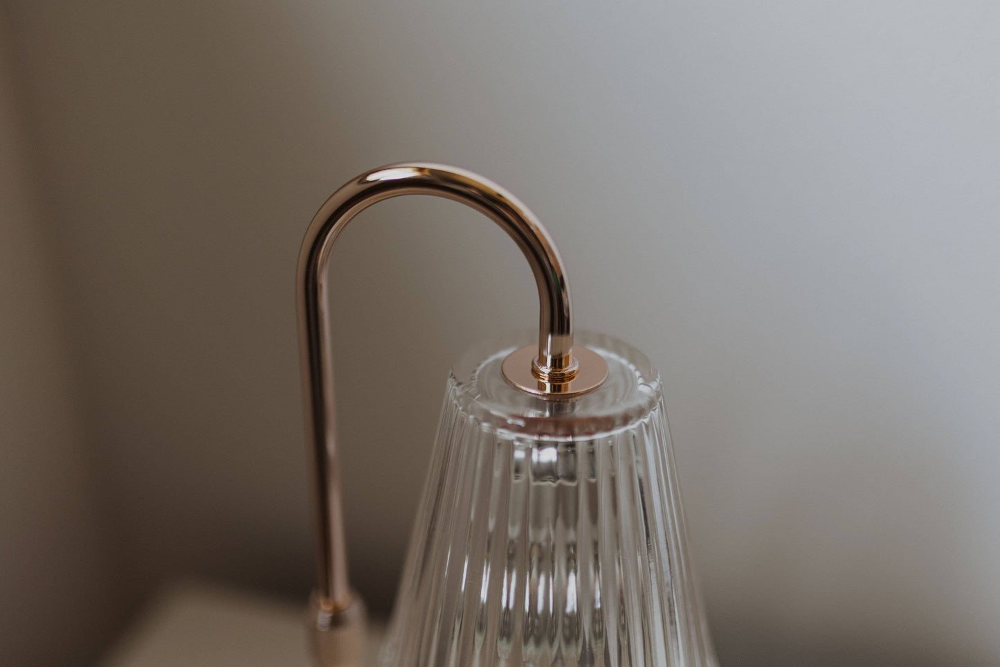 Fluted Glass Candle Warmer Lamp